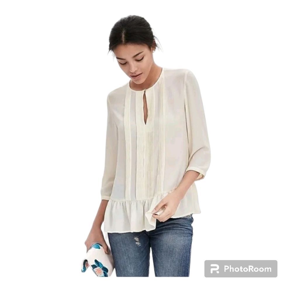 Banana Republic Cream Pintuck Flutter Hem Blouse Women’s XS